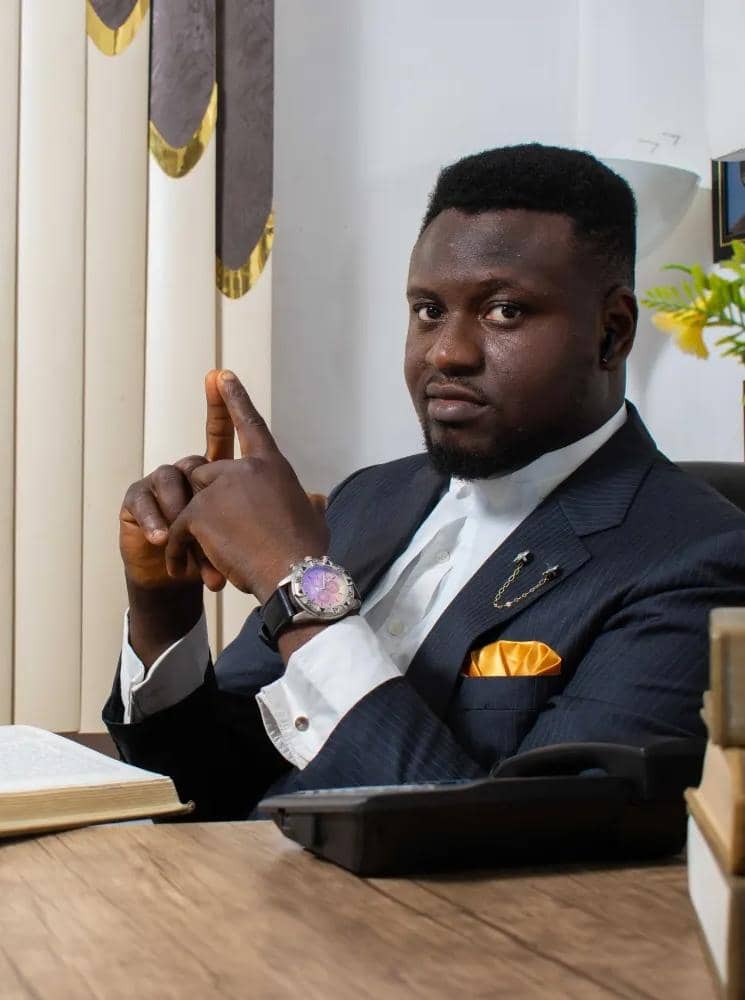 Kelvin O Emmanuel Esq